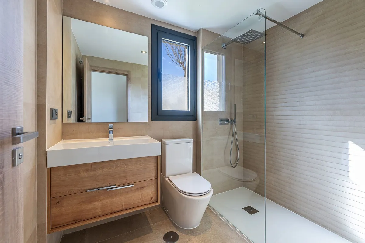 d60b8210-e93a-4cf5-84c5-1311aea902ec