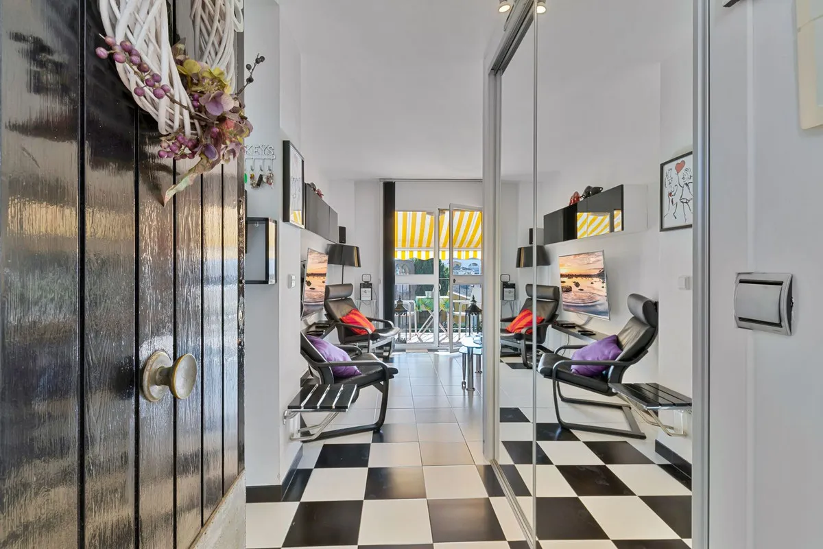 18dab47e-1857-48c4-9224-c46bb9ed2267