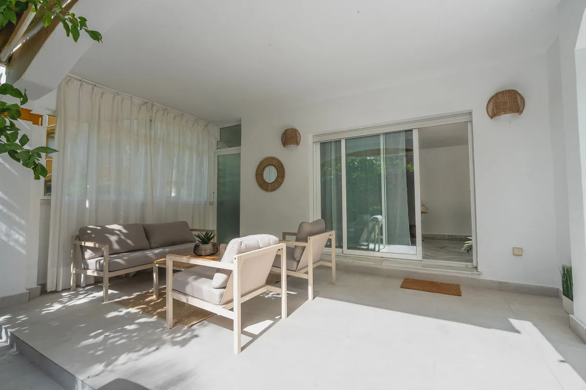 321c244b-4592-44d5-9e3b-f63ec1fd384e