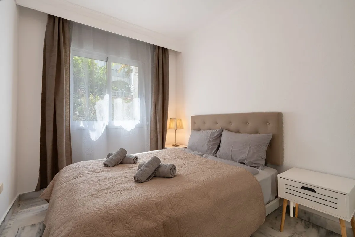 9844b282-2c03-4bf1-8ed2-2a8079afb174