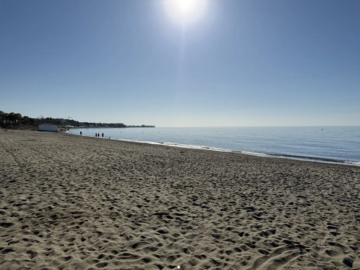 fc9ccd86-be60-405e-9e9e-268f64871d3c