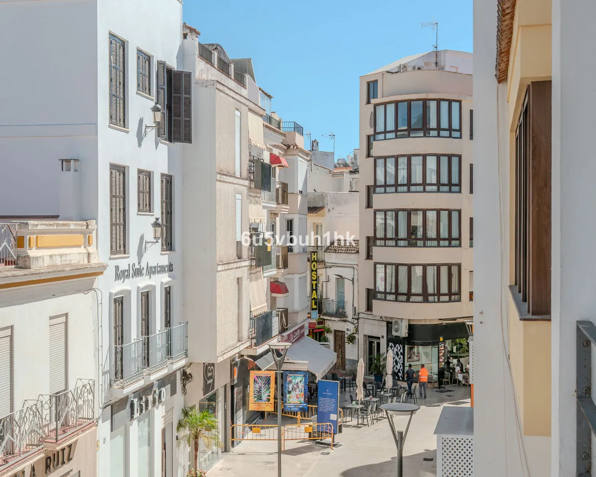 e77a10eb-b197-4067-baf9-579b418b9d45