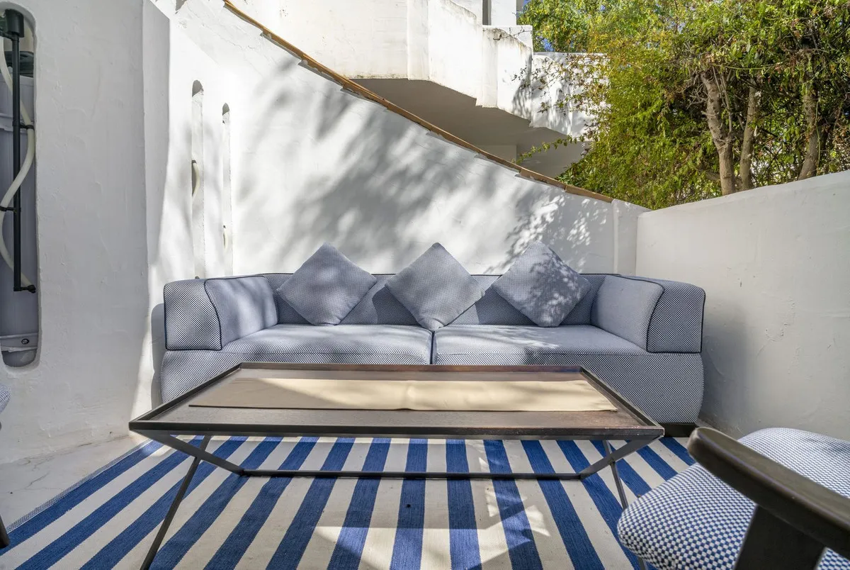 300d0dda-0769-4059-8525-d208256fc14b