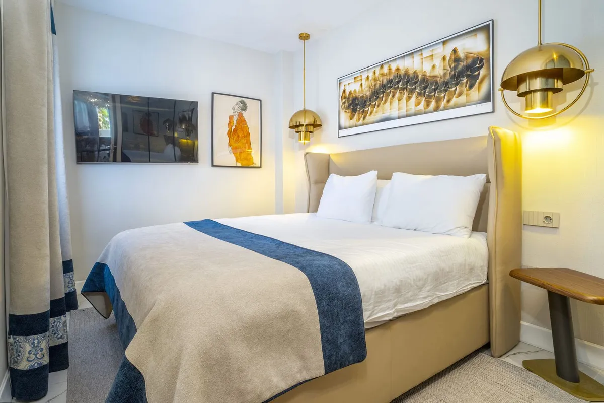 6ab11665-4260-48ea-bdc4-b6e0c71411ac