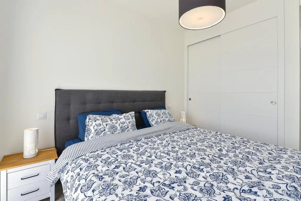 17b8c249-b0f7-4a30-8946-72ac2aed0f1a