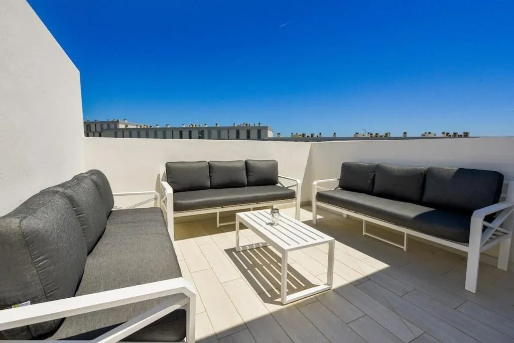 2c7f4a31-a2e1-4dfb-84d6-46933d3d4e62