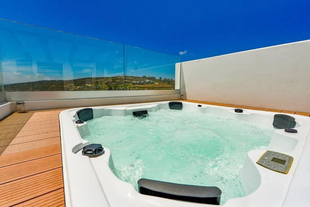 3011493f-1bce-40cf-8923-adce80400bbb