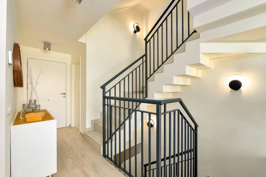 3cf06a84-40ca-455f-b23a-aed5140b388b