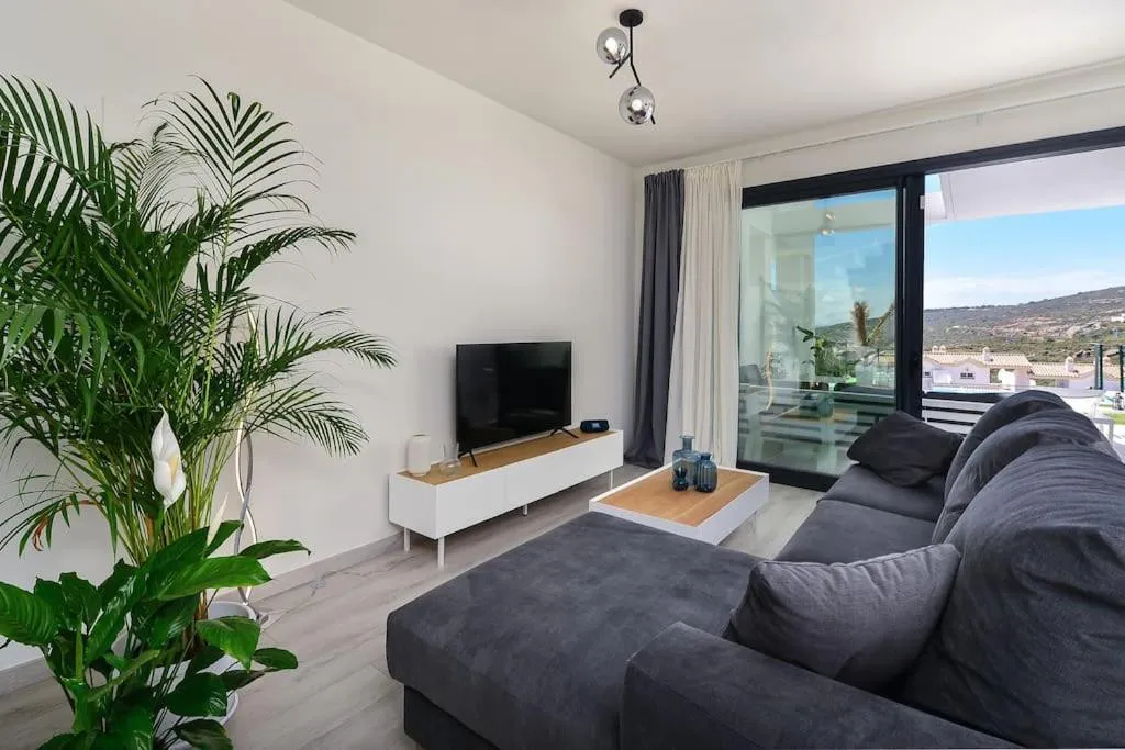 6d3bfa5d-533c-4fe9-acda-5f931b9dbc63