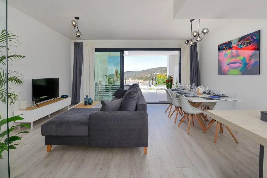 a9d49d48-c3b5-4434-bb18-e567321edda7