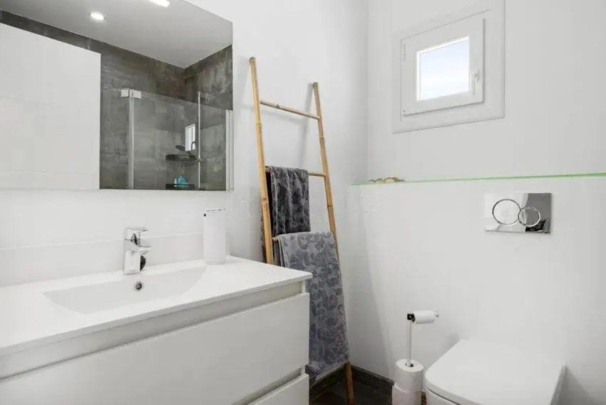 3fb776f9-3661-4657-9fa5-e4b828109451