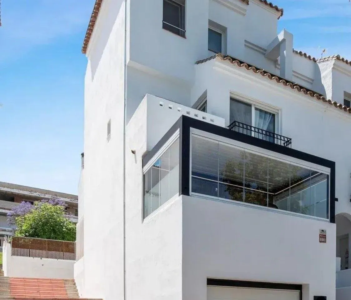 672985ea-fa18-42a4-8dc2-cd5539a89fee