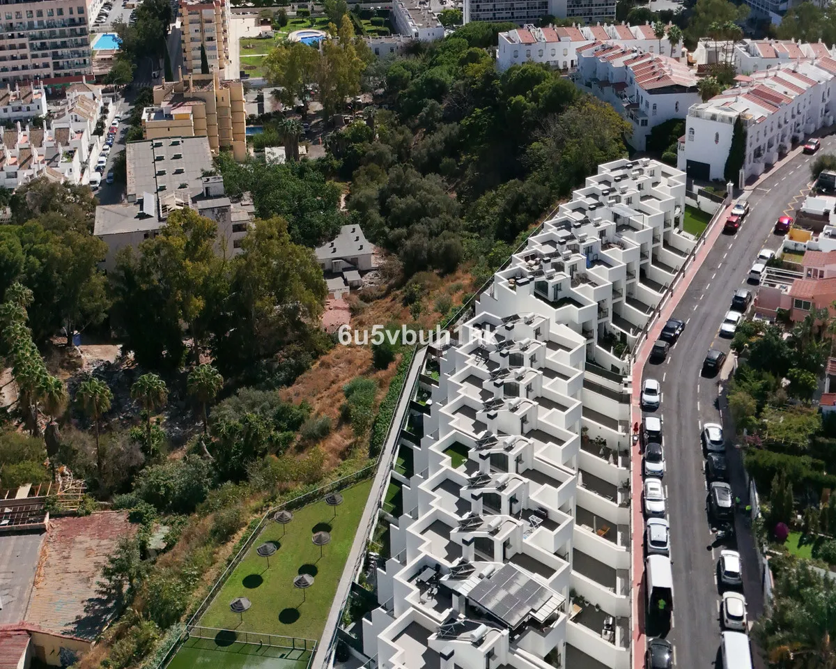 2340ddb1-a525-4693-a43a-7d7044331f8b