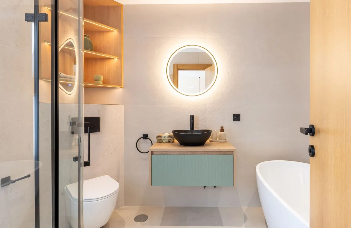 70bd6eab-8e48-414e-83fa-d156ca30fd04