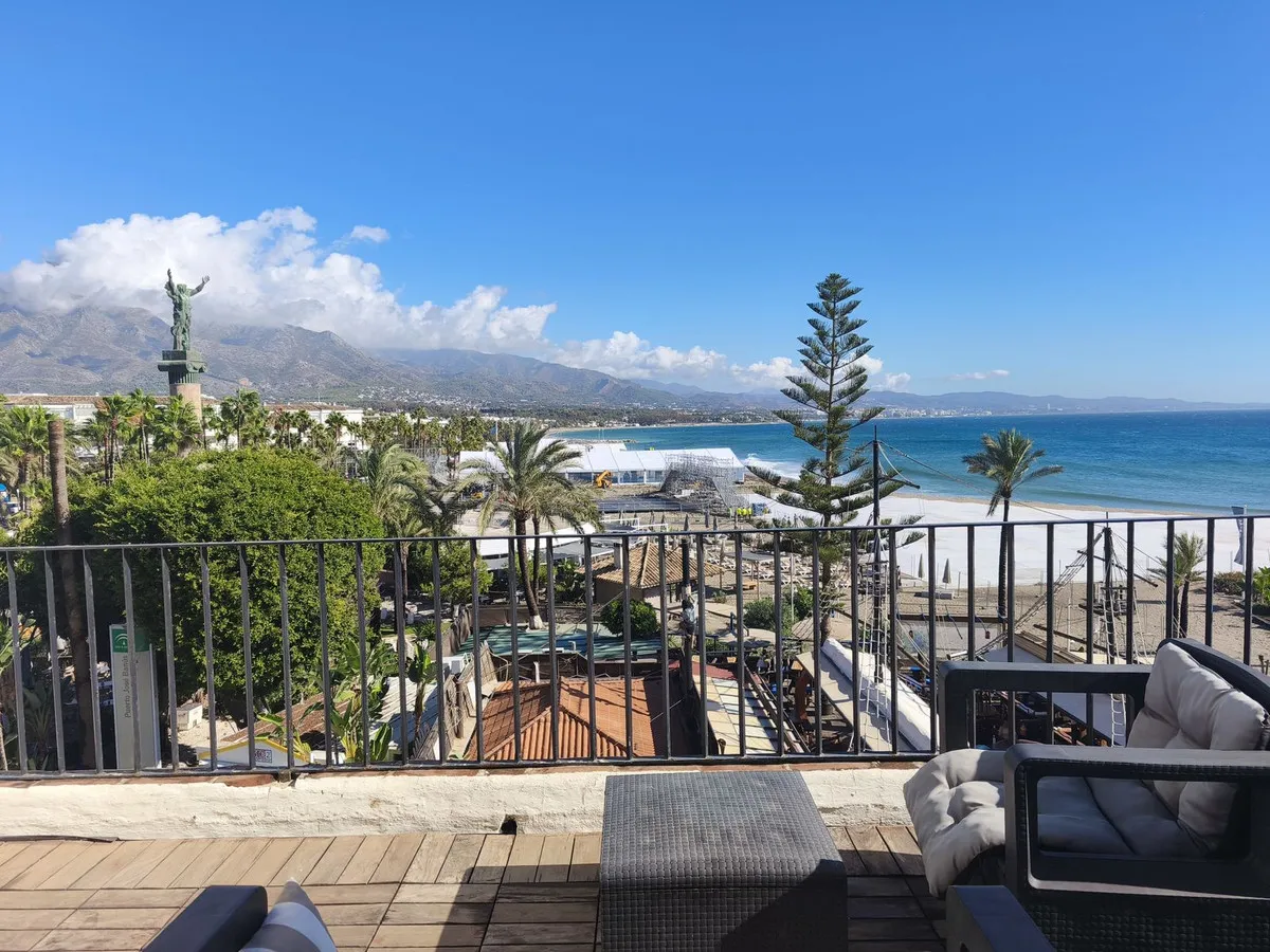 5451cc6d-5634-4bec-865f-dca4c28f2108