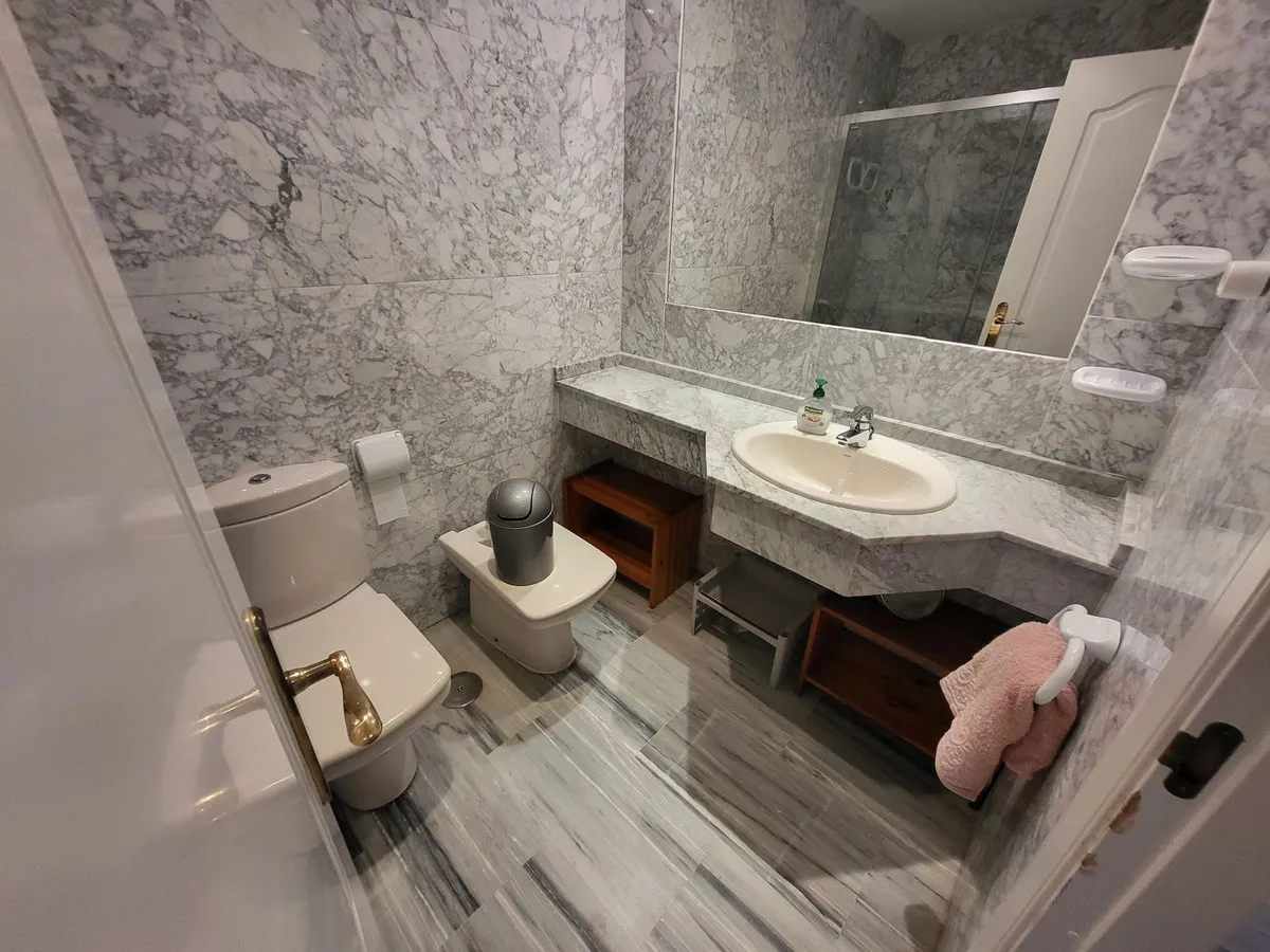 0e305aa1-1533-4a40-bedd-aced36ab2d4b