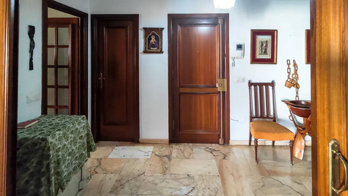 42611023-fb45-4f0e-aeae-3cdb8fc47d77