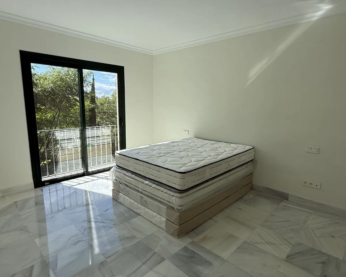 f4c8d068-aec9-49d9-8575-74467f070cc6