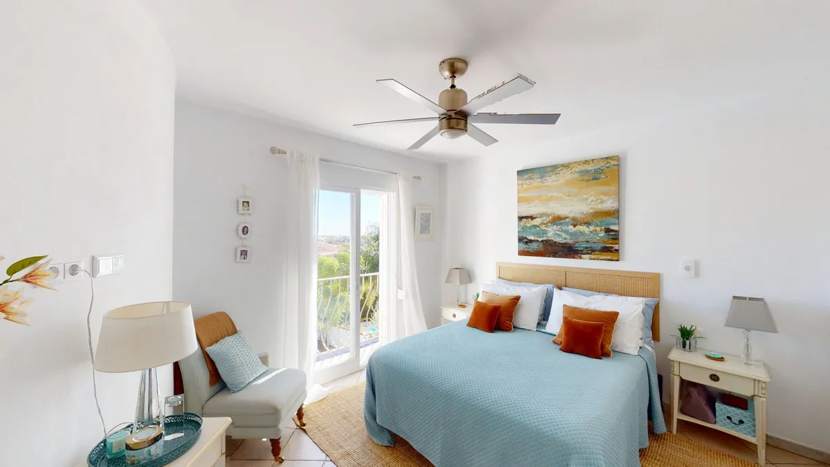 27c94a24-a21a-46dd-a775-4307ed2494c1