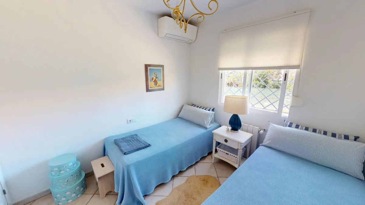 3f5f8e30-39e3-4ea9-978b-b779dd59a475