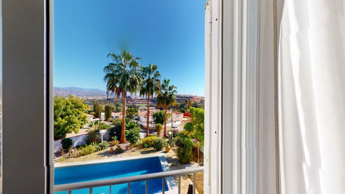 5e4fc20b-4b0a-4ff1-aef3-48d08beb3c9d