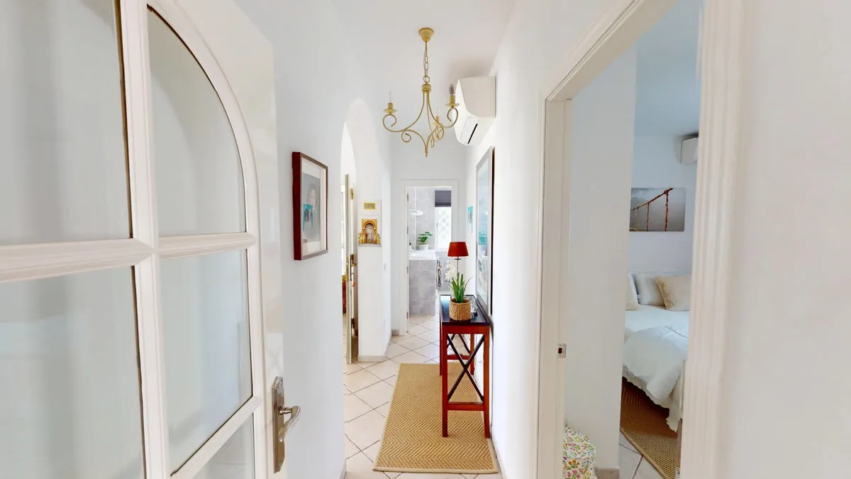 ff4f8409-6f62-4713-a693-11319f24b9c5