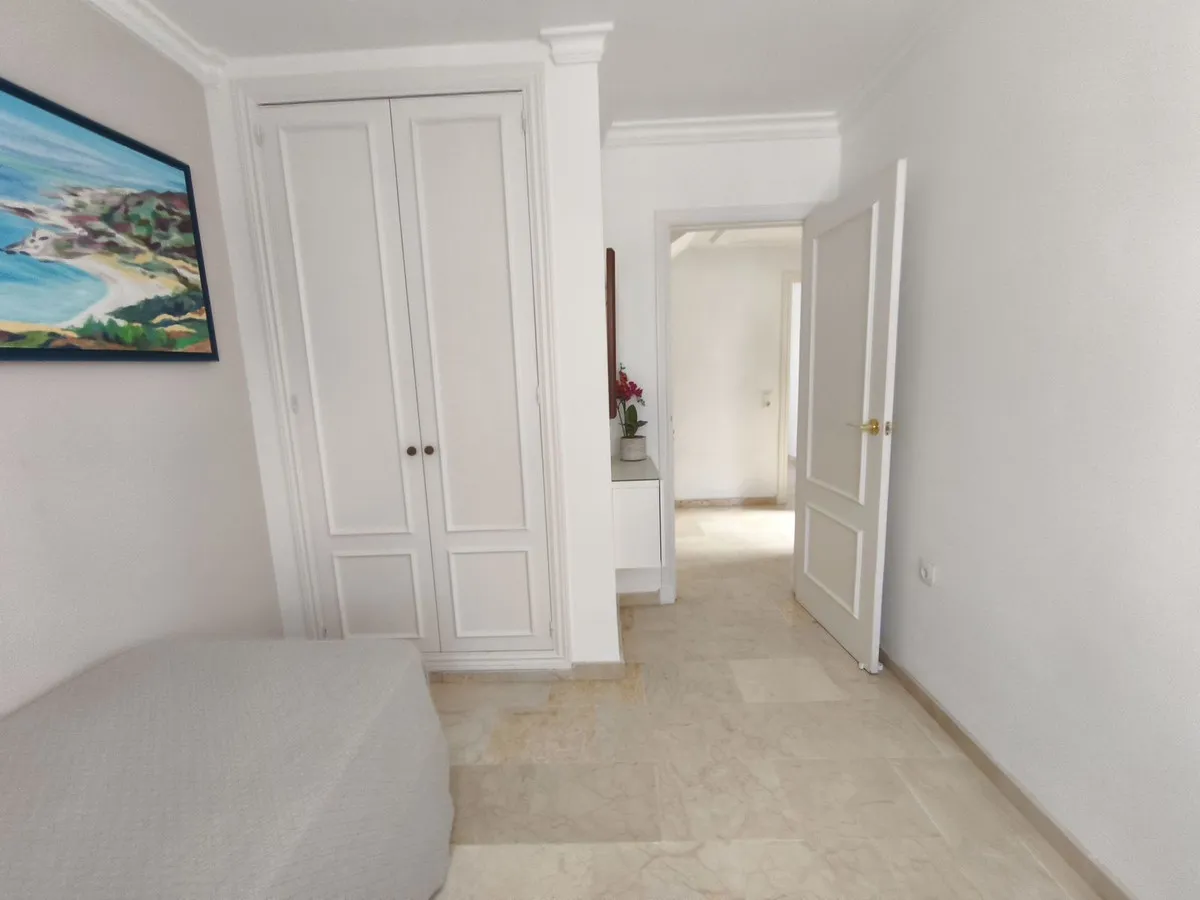 1849859f-dc6d-4000-92d5-ba57bee5b1cd