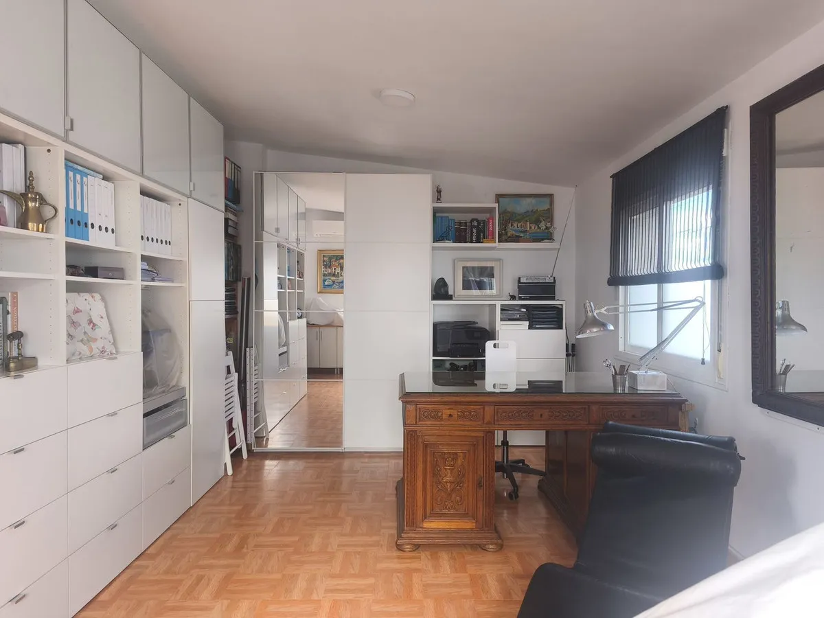 64f7f85a-8e6a-4638-8bd7-7bfda0dbc790