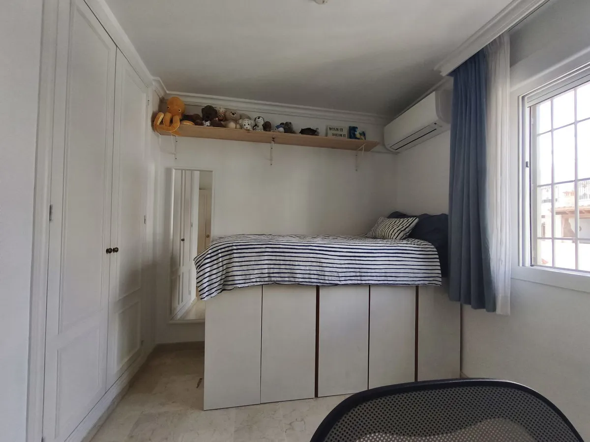 a9b724f1-07e3-4058-a5c7-df9854a2afc0