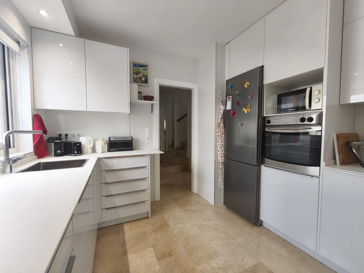 b60d0684-8c2e-4412-bf39-6fef943c8d67