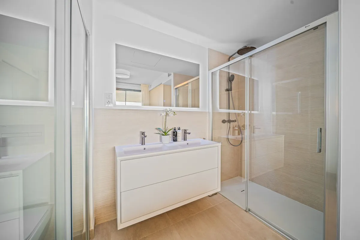 e386cf16-46e1-48de-b9ae-244f64fbcbce