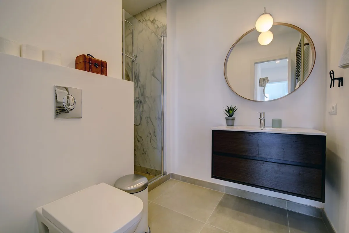 0a0a2f6f-388b-420f-b02d-19b663ff2483