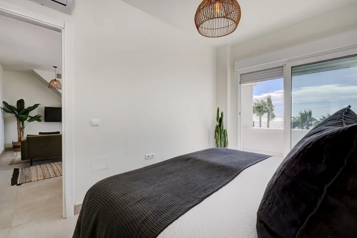 120fff08-927a-4e8f-9b1a-9ebbc12a70e4