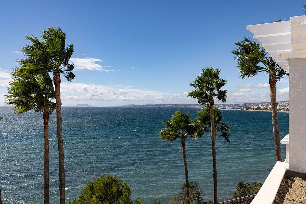 382ac800-dc79-4c58-8d53-25ee5417b509