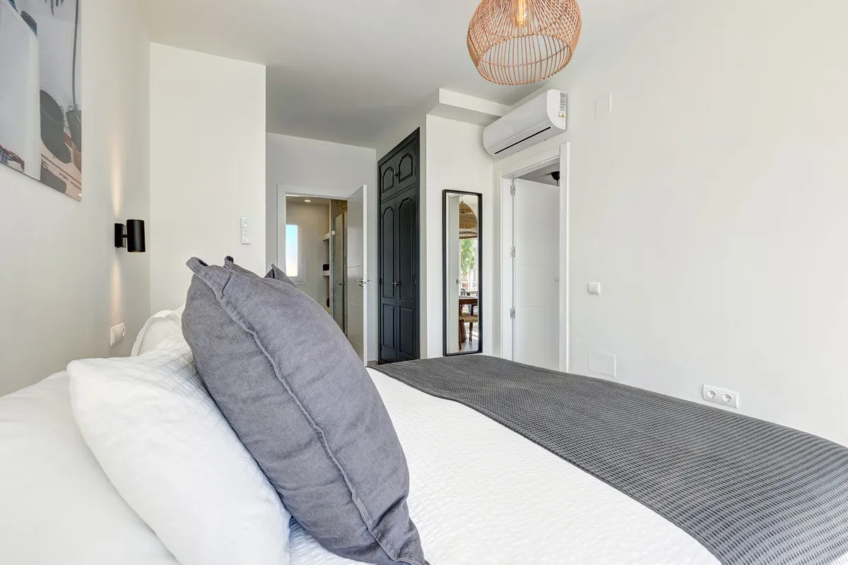 74477989-4f2b-459b-b830-7ebf3bbf090e