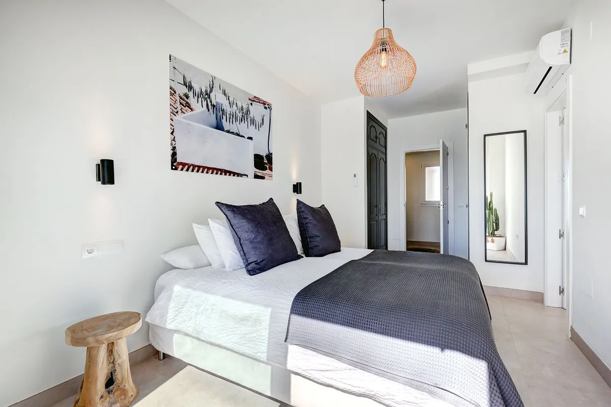 c6626e5f-39ad-4ff4-9686-7b19d17911c0