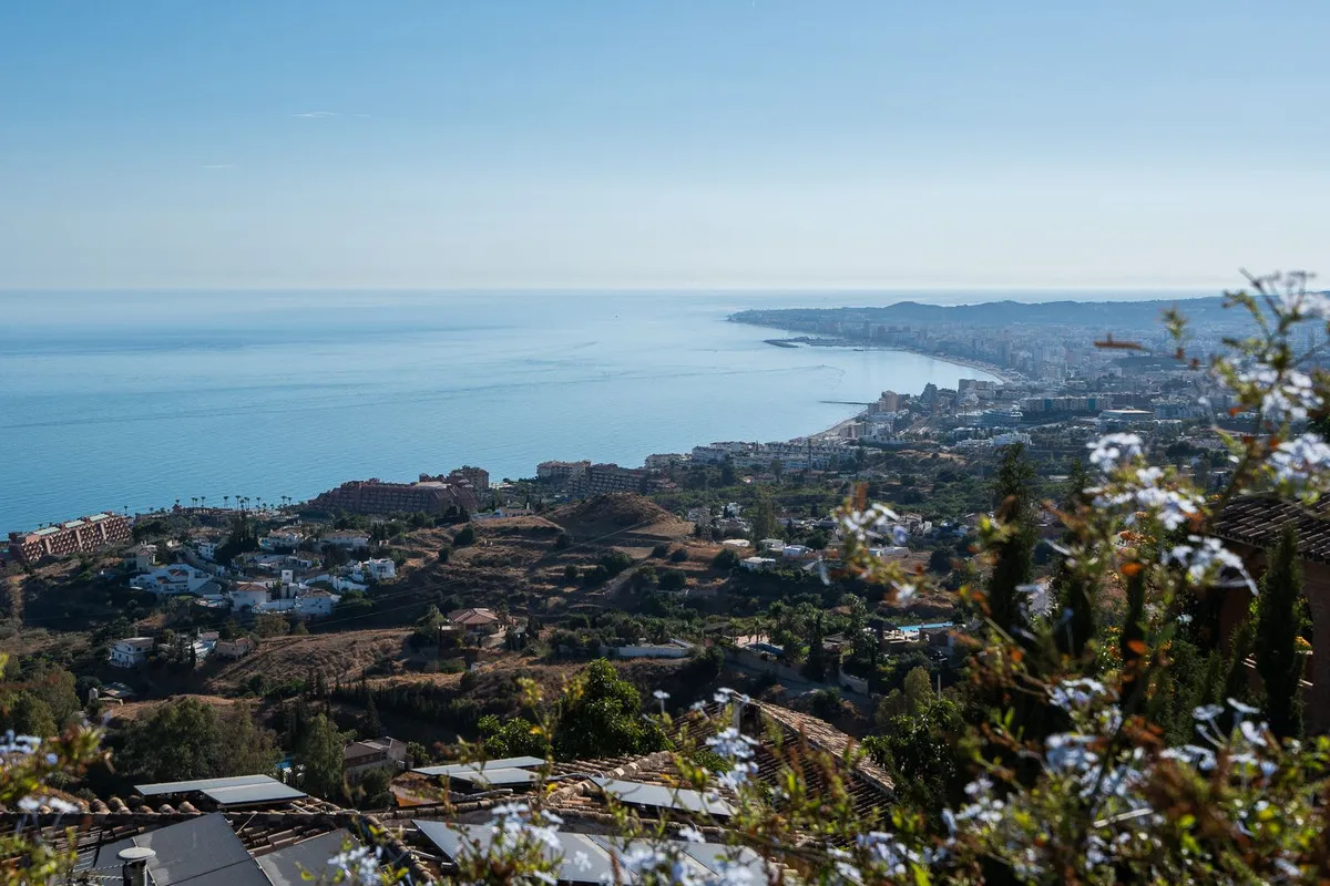 e059acb9-f644-403c-8afc-149785ab7101