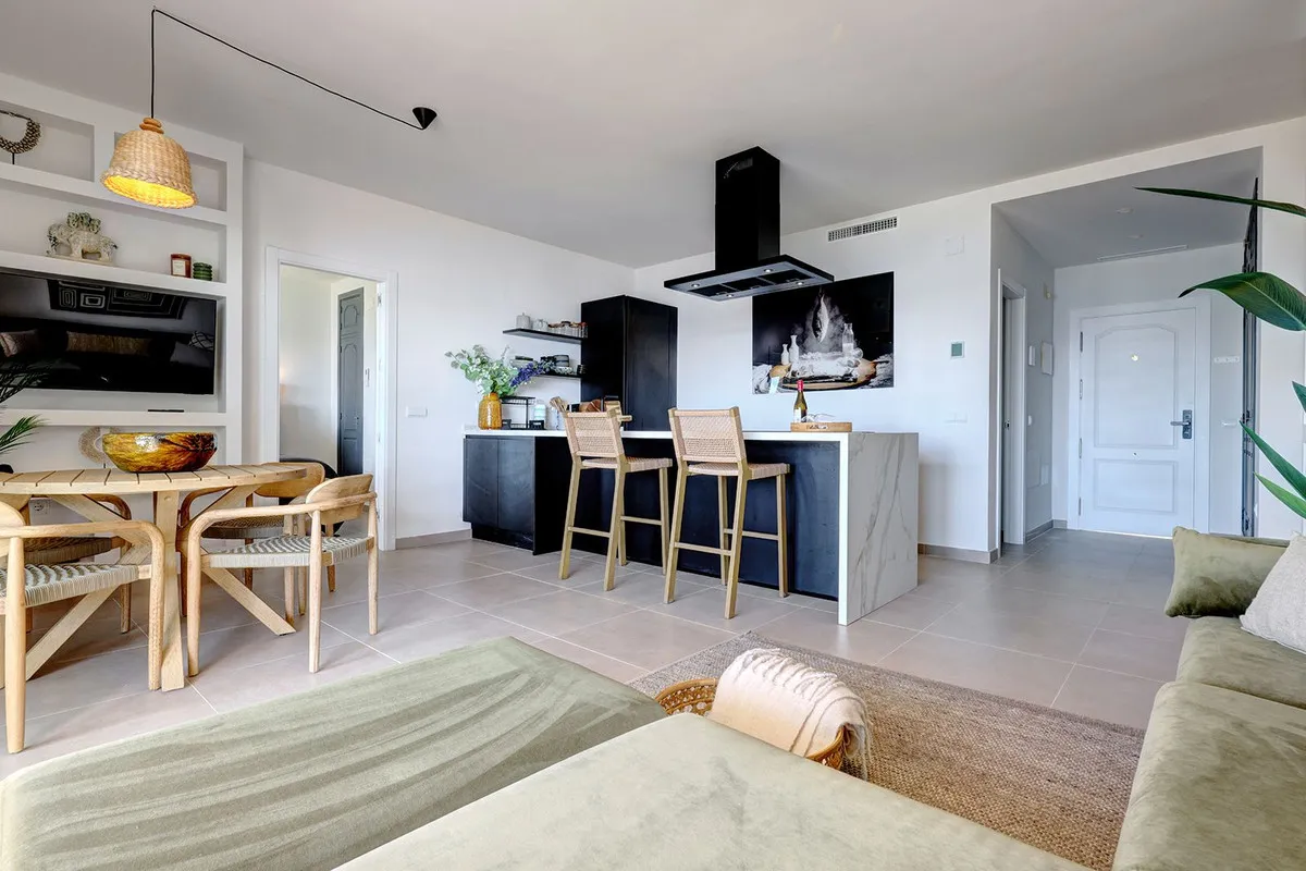 2298e7d2-7f98-4df3-a89a-6dbf07263717