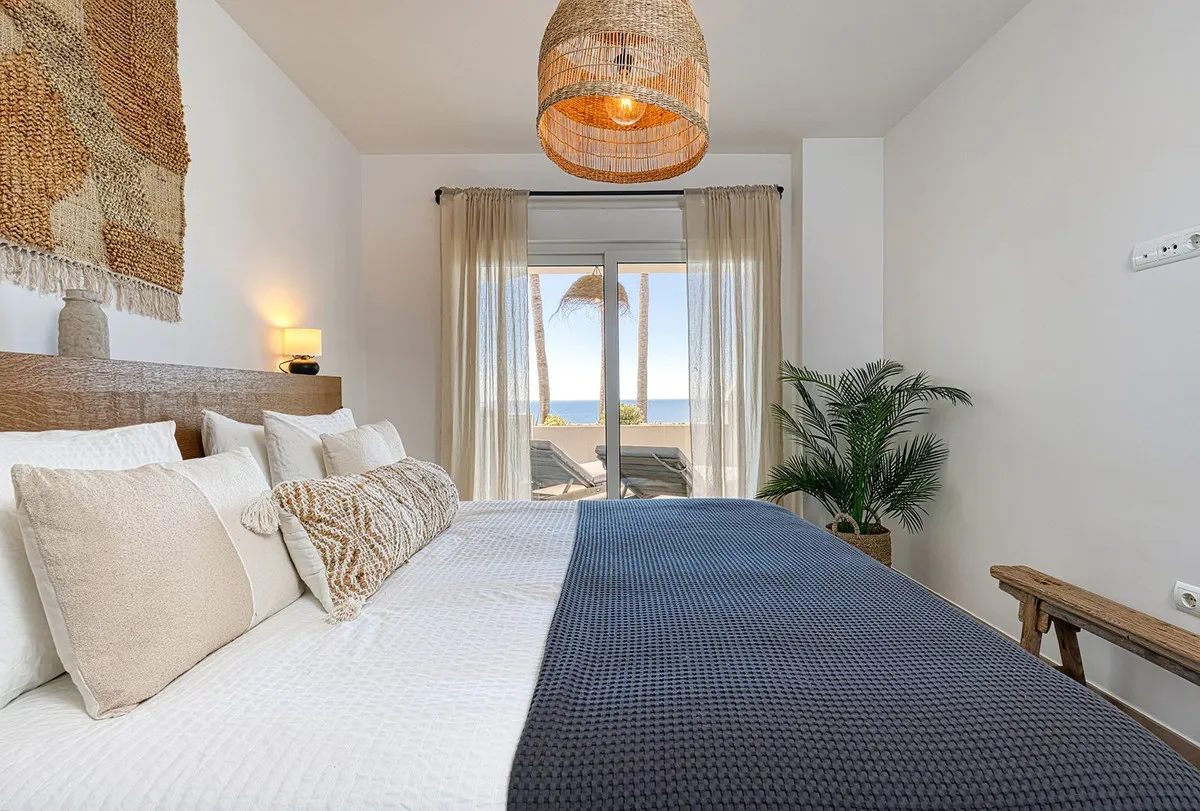 e9638c5c-1d44-470b-a4d4-1a39201f066d