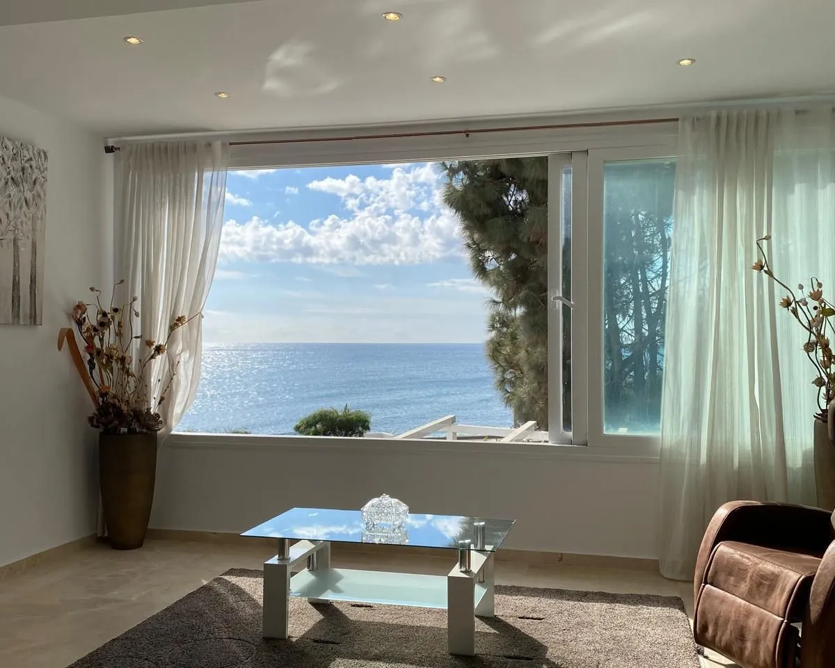 78821260-c2bc-451f-808f-43804867a01e