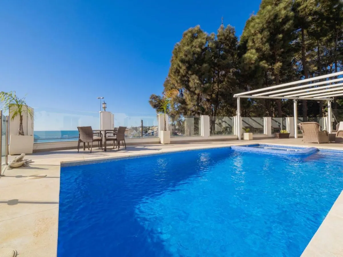 c8ebeb28-1b7a-4260-8622-7df5607c3414