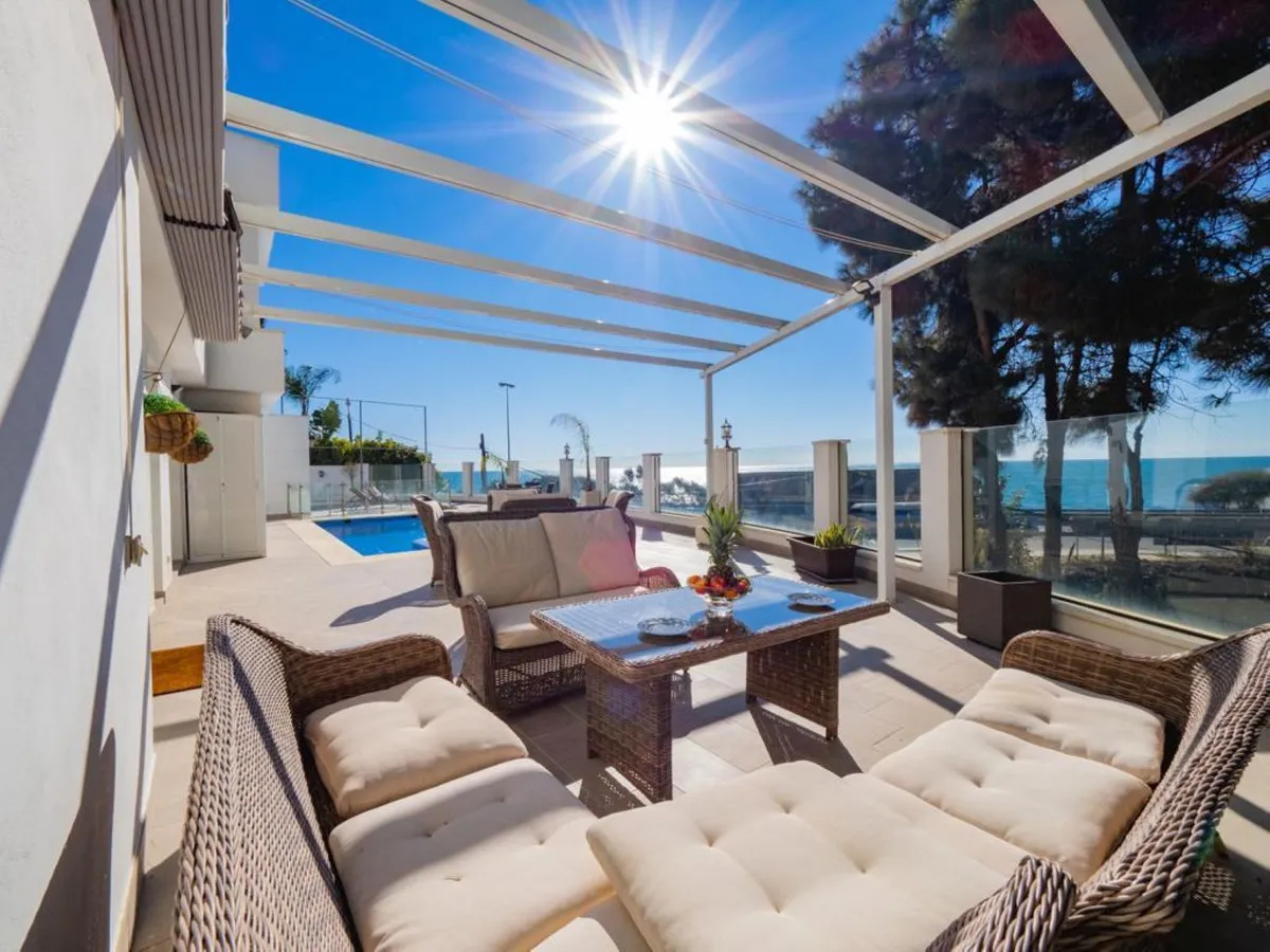 ea4c929d-d03c-4f14-b82f-8dc4c6be2c2a