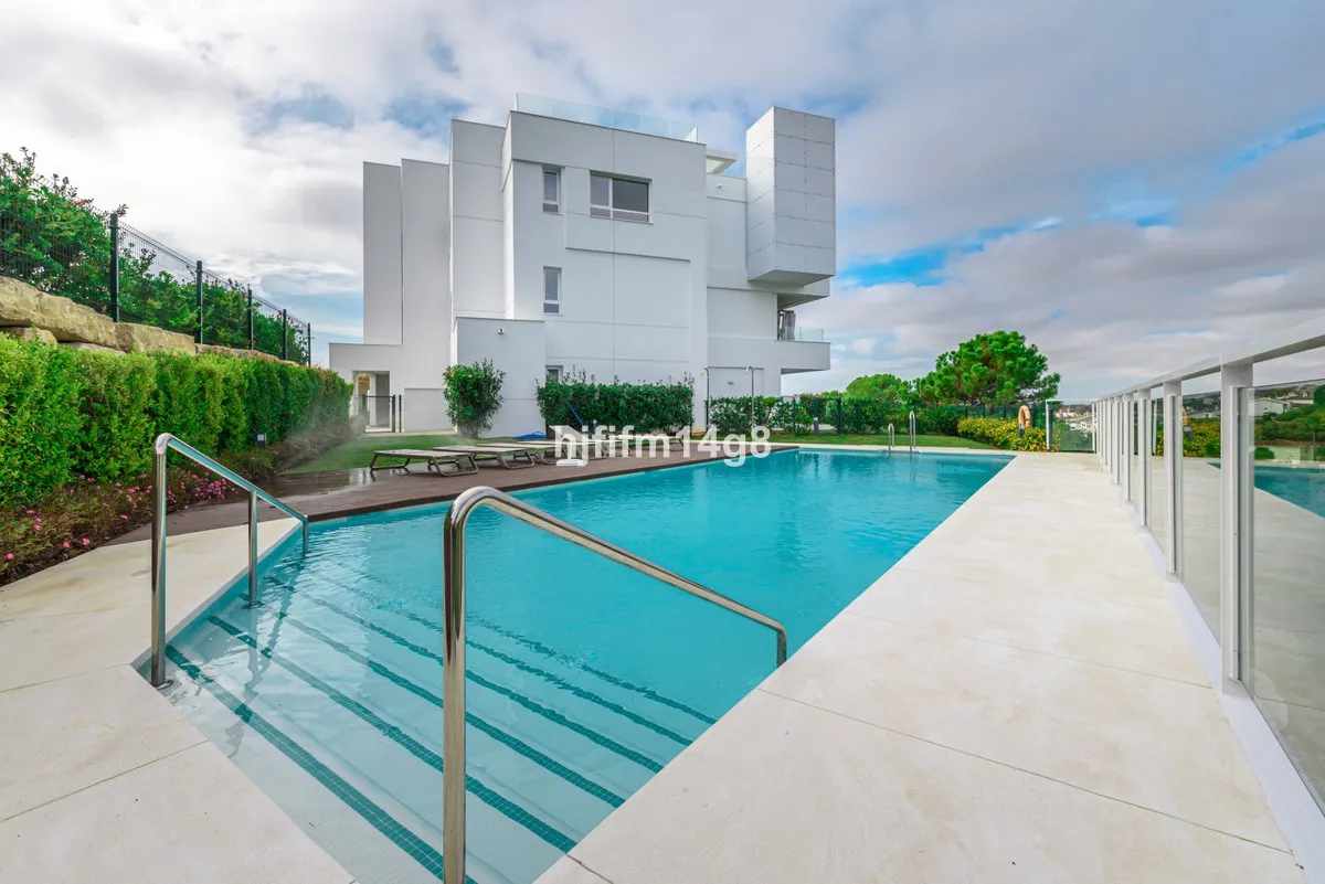 bab51aba-7434-49fd-9999-aa5804d7346b