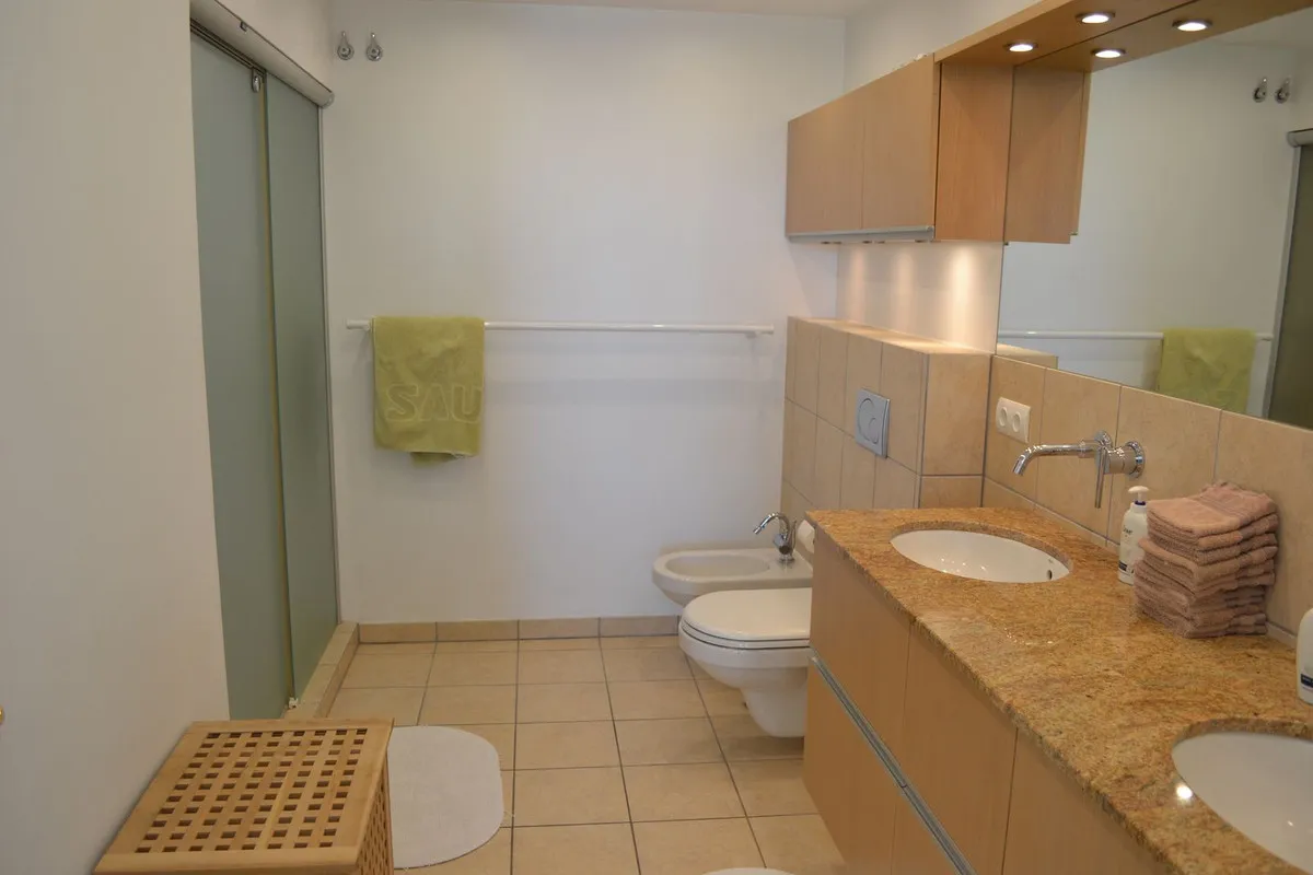 0d406b93-b88e-4846-8549-decf6f99466c