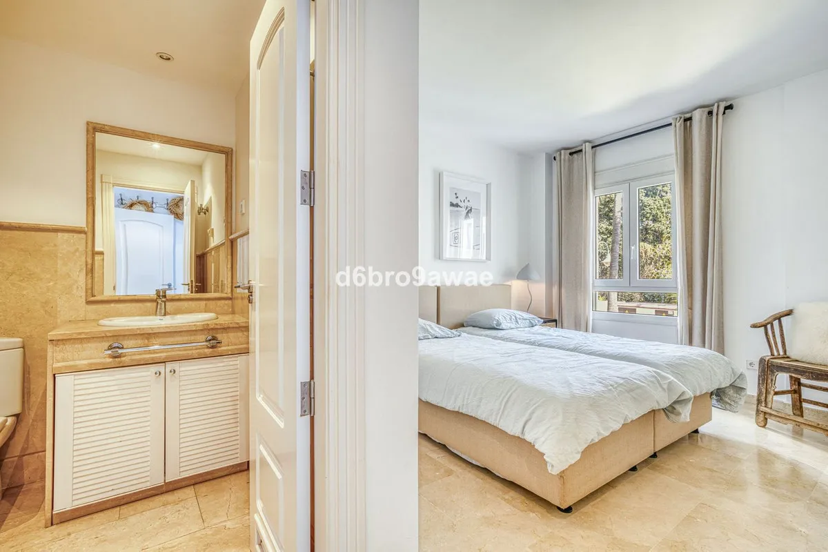 bf2e8600-d7a6-44fb-86a7-48fbcf06922f