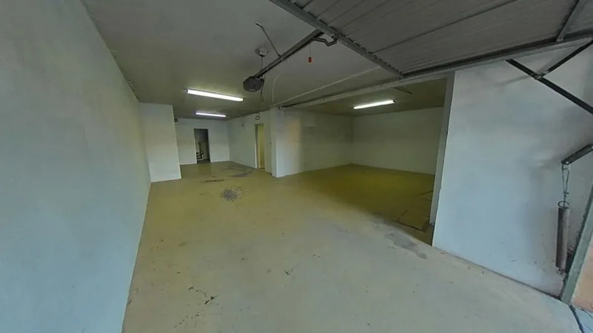 b481a3de-6a2d-47be-b3a2-cf51662a253b