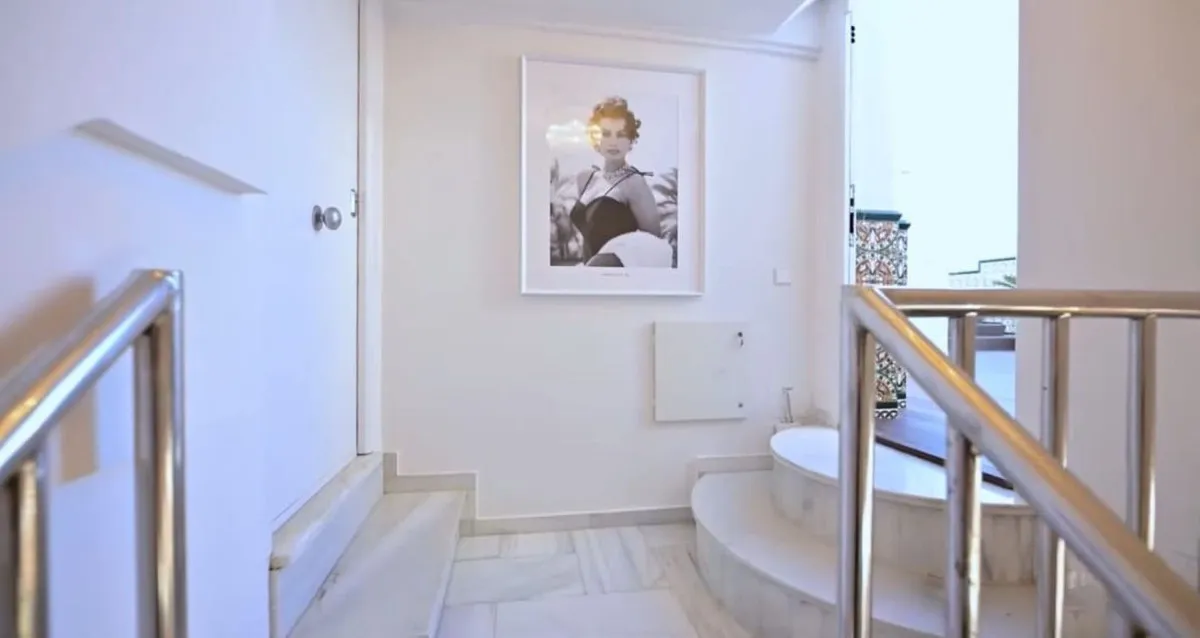 1d34e0ca-5eab-43dd-b772-4af6c2887332