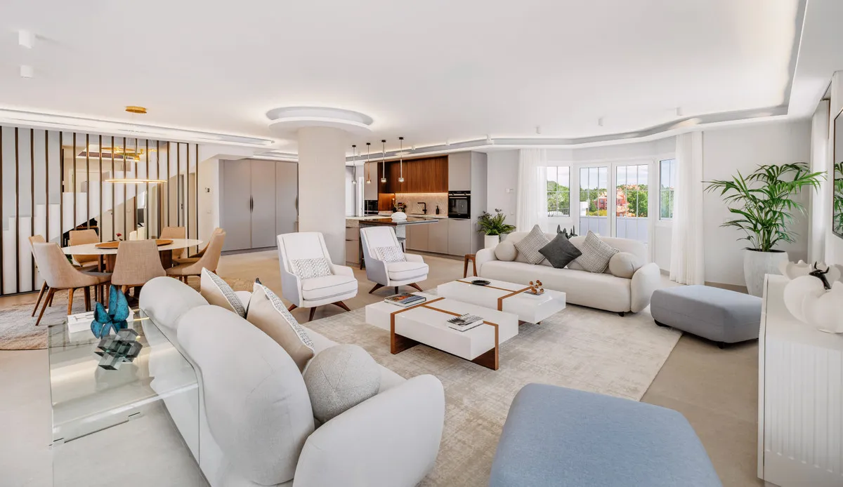 Luxurious Las Lolas Penthouse in Nueva Andalucía