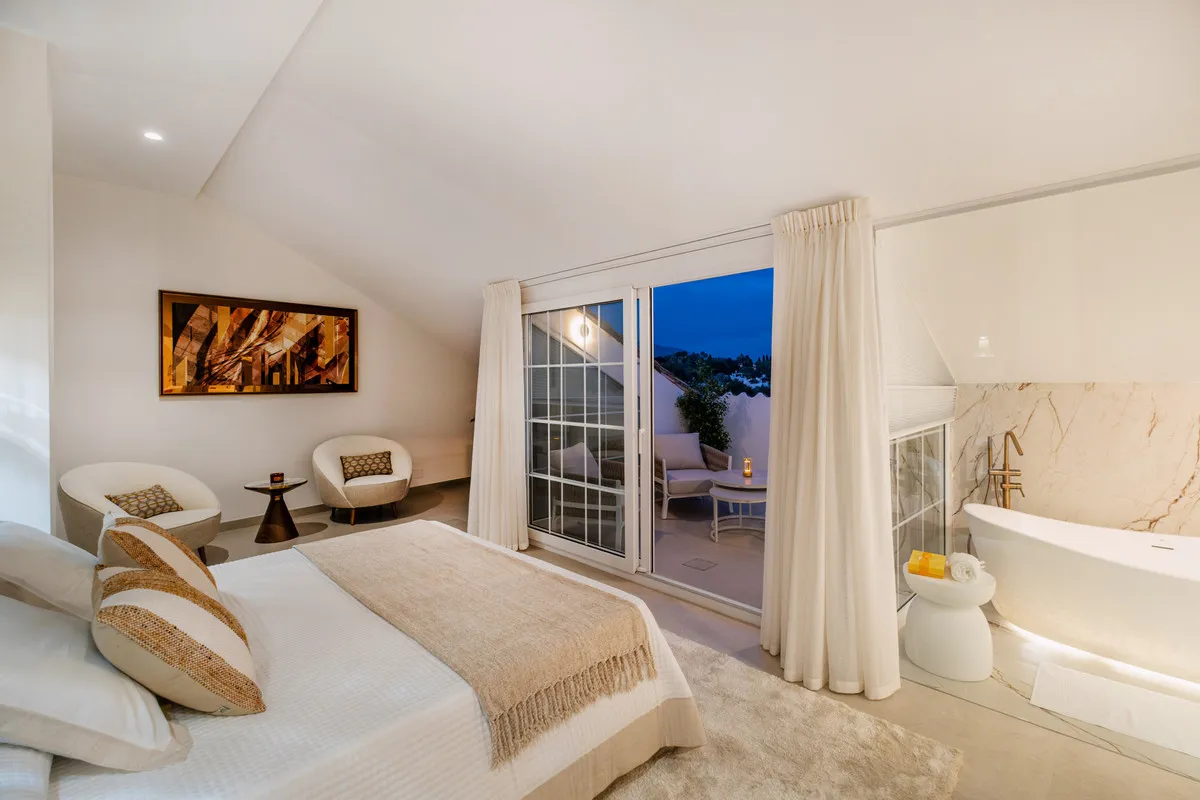 705bebeb-1062-4563-8025-0db0f7ff2a09