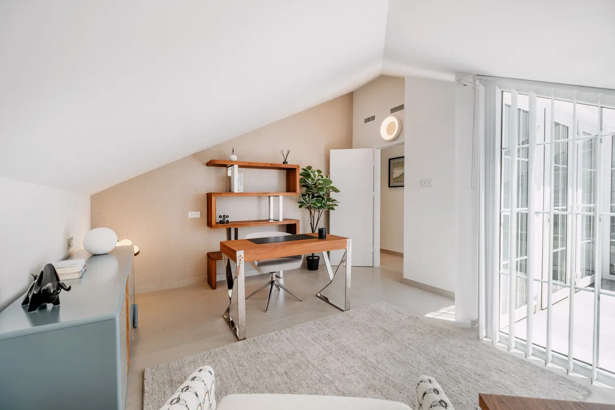 ca401213-ede9-42ae-8cd6-726b44022c6b